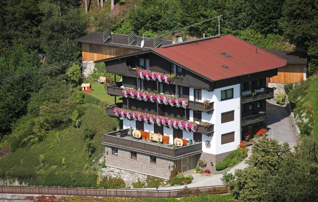 Gastehaus Rieser Hotel Ried im Zillertal Exterior photo