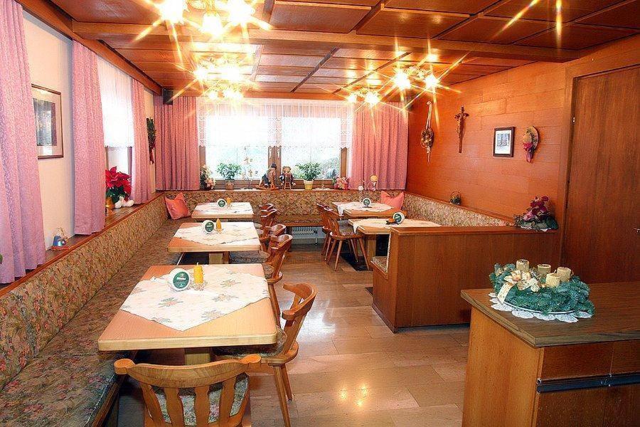 Gastehaus Rieser Hotel Ried im Zillertal Exterior photo